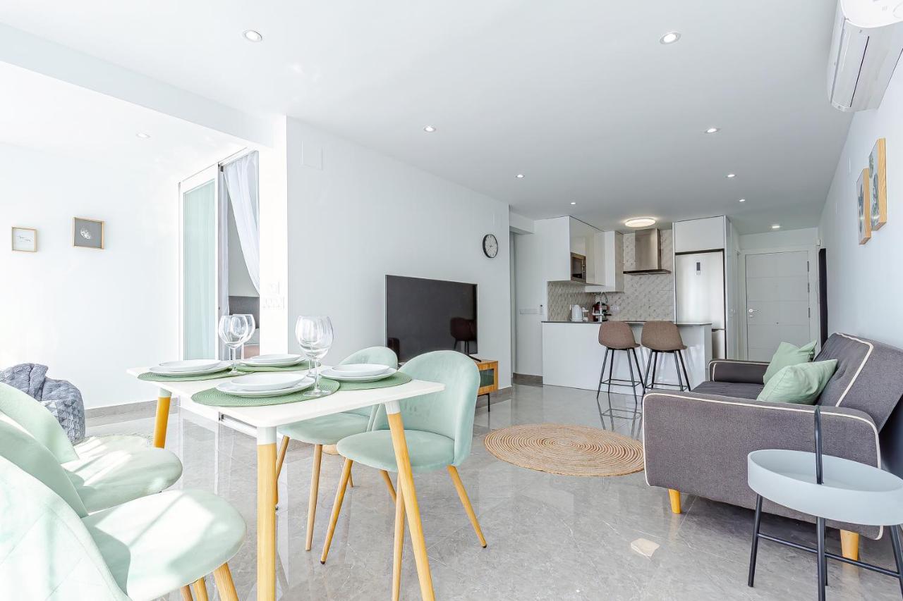 Virginia Levante Beach Apartments بينايدورم المظهر الخارجي الصورة